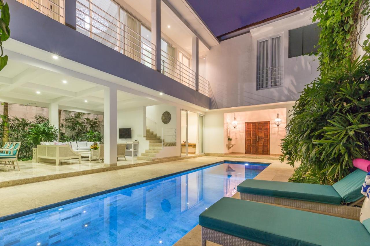Villa Lansel Семиняк Екстериор снимка