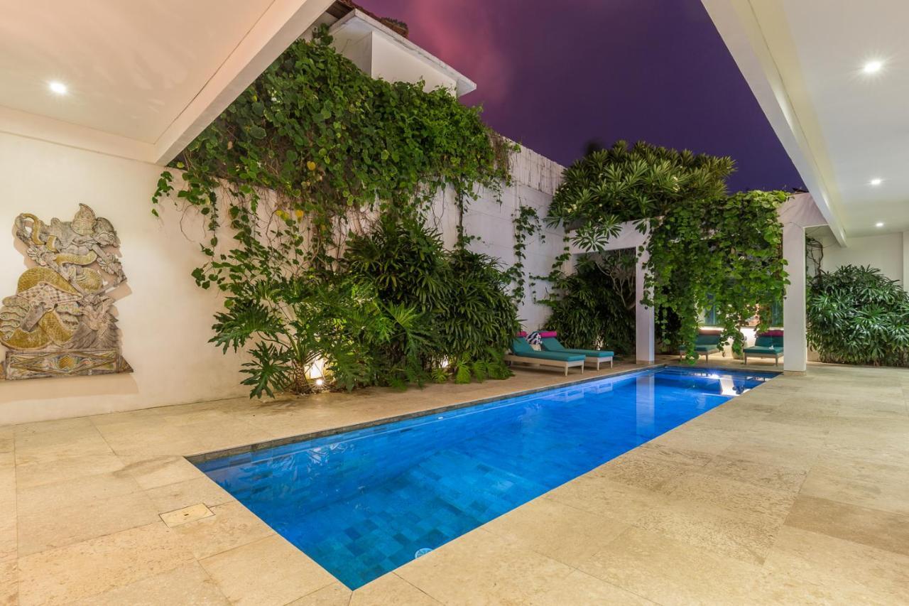 Villa Lansel Семиняк Екстериор снимка
